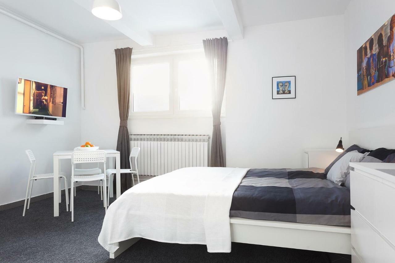 Floyd Room Ζάγκρεμπ Εξωτερικό φωτογραφία