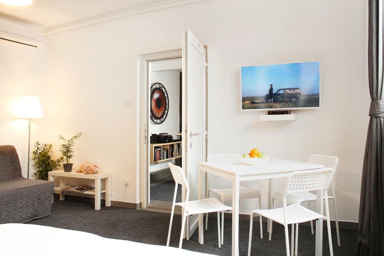 Floyd Room Ζάγκρεμπ Εξωτερικό φωτογραφία